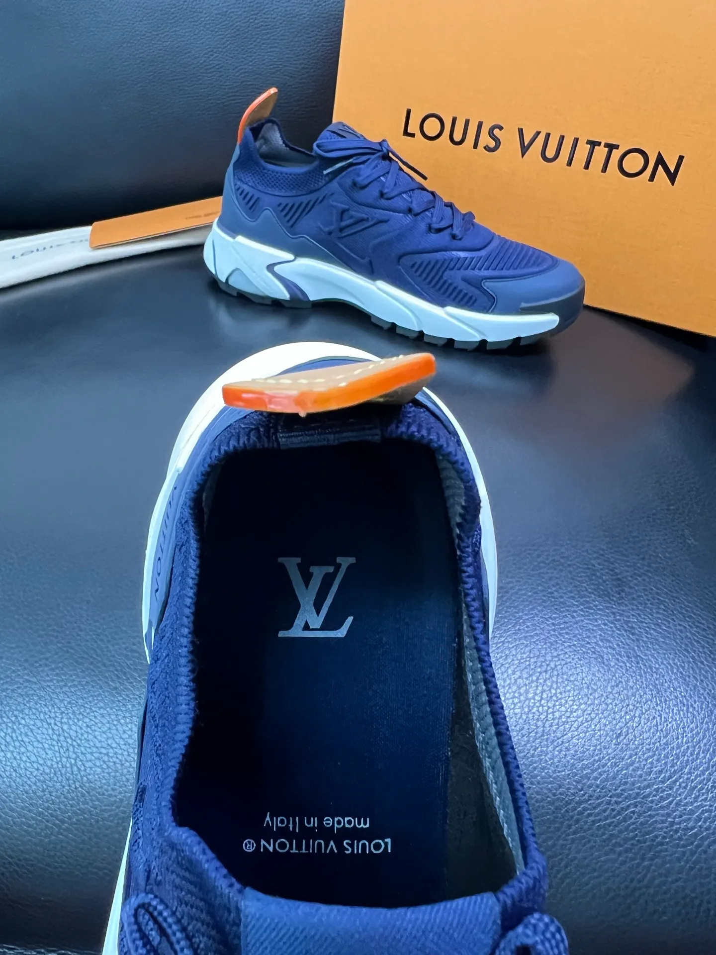 Men's shoes 💰660 Lv top purchasing Louis Vuitton Leather Shoes Counter Synchronization, imported fly woven fabrics from Italy, imported water-dyed cowhide lining, soles: original soles specially provided by the original factory, original factory follow-up orders, high quality, welcome to compare, code number 39-44 (custom-made 45) 85887